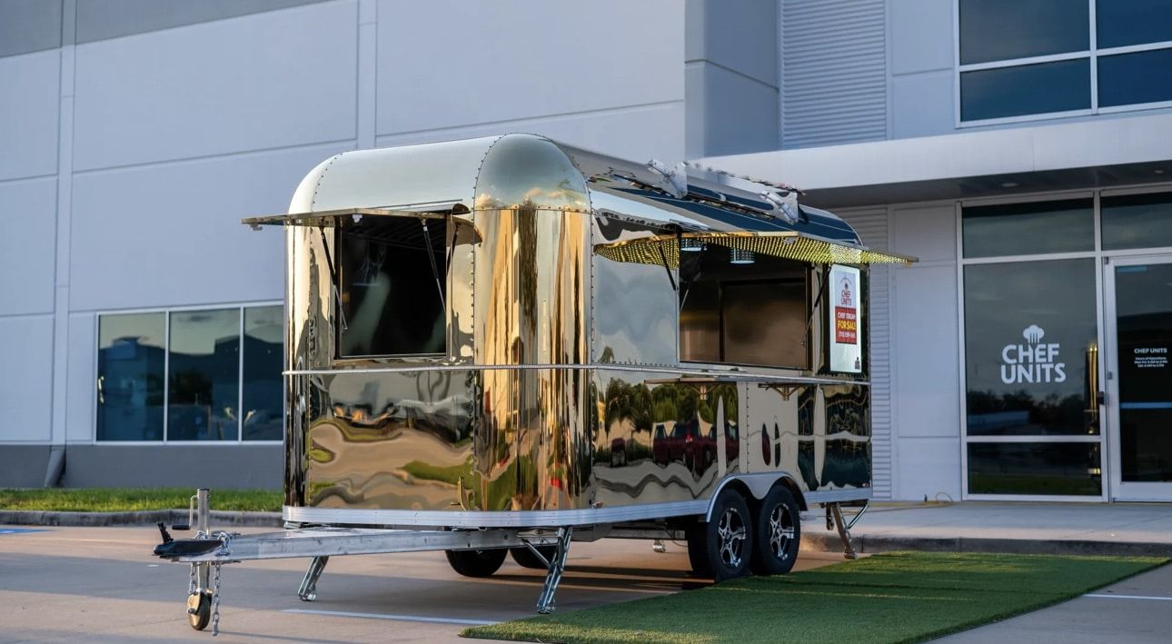 Streamliner Concession Trailer